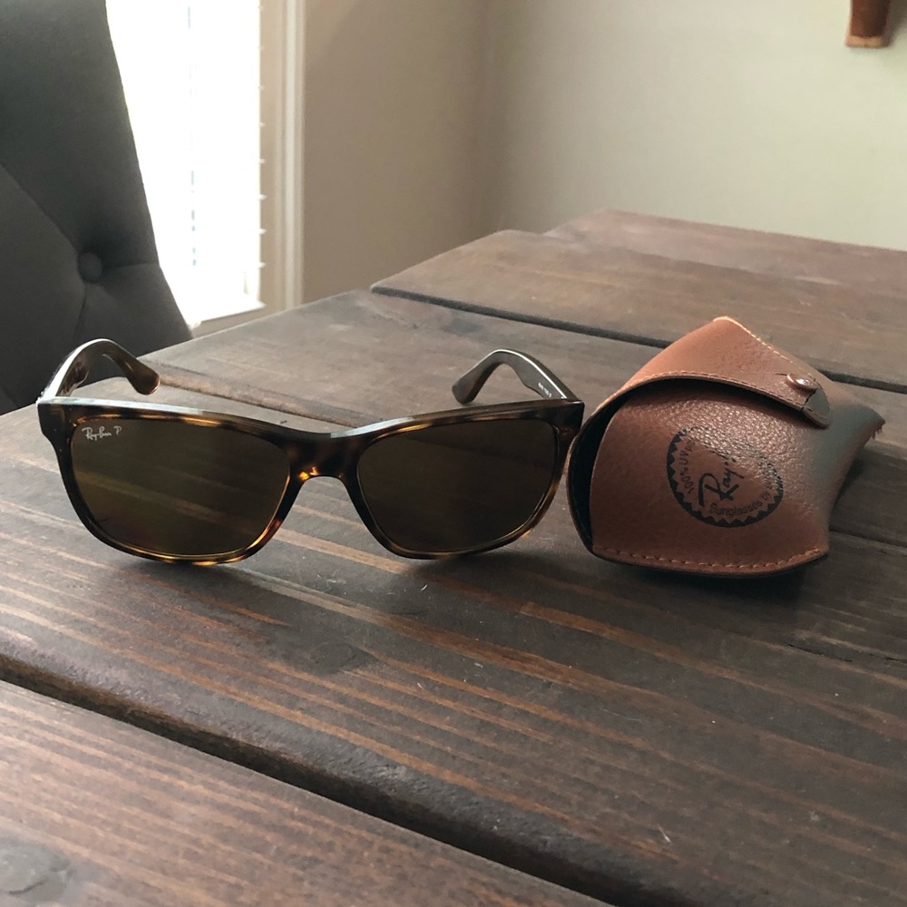 Ray-Ban RB4181 similar to Wayfarer